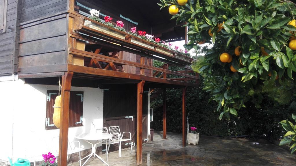 הוילה אלבניה Agriturismo Baita Marina מראה חיצוני תמונה